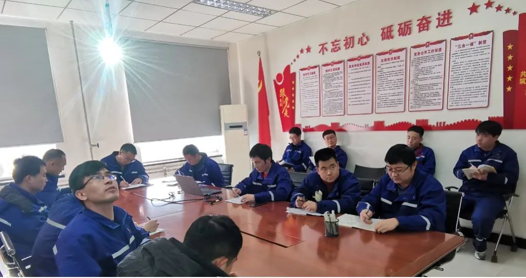 1686810686383834.jpg 3b661db5238ac553a3c7c3dd8799aefc.jpg